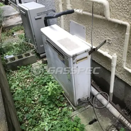施工前の給湯器（RUF-1616G）