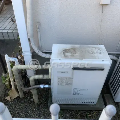 施工前の給湯器（GRQ-2028SAX-1）