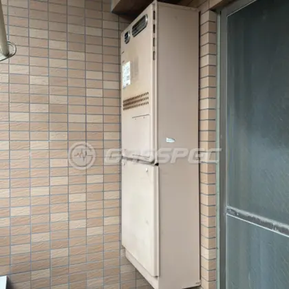 施工前の暖房熱源機（GTH-2413AWXH）