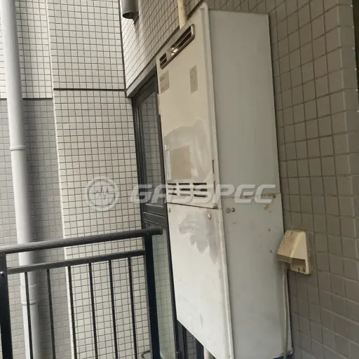 交換前の給湯器（リンナイ RUF-2405AW）
