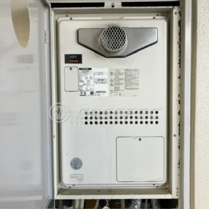 施工前の暖房熱源機（GTH-2444SAWX6H-T）