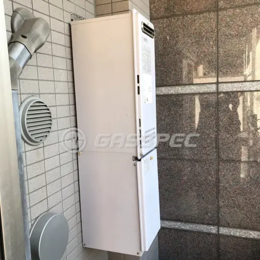 交換前の給湯器（ノーリツ GT-2033SAWX）