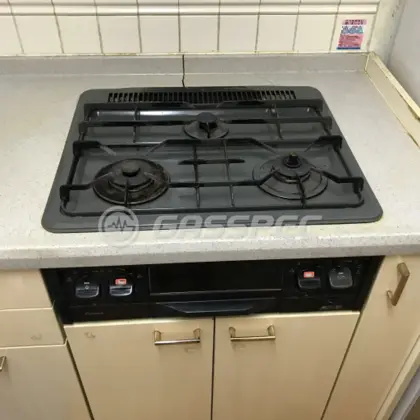 施工前のビルトインガスコンロ（PKD-351）