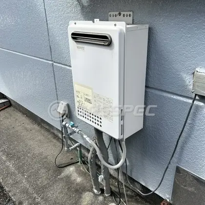 施工前の給湯器（GQ-2423WA）