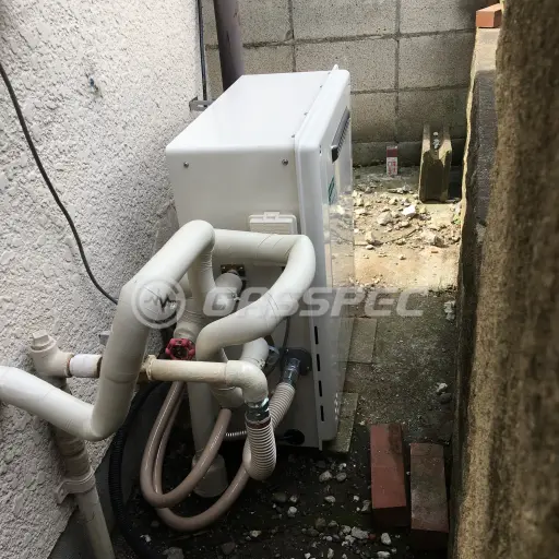 交換後の給湯器（ノーリツ GT-C206SARX BL）