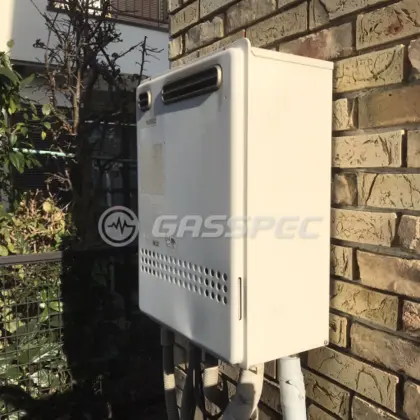 施工前の給湯器（GT-2422SAWX）