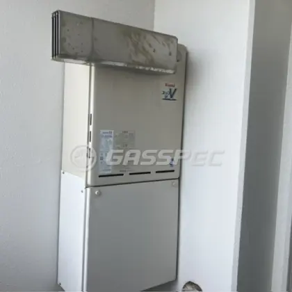 施工前の給湯器（RUF-A2400SAA）