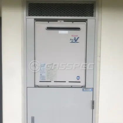 施工前の給湯器（RUF-A2400SAW(A)）