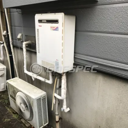 施工前の給湯器（RUF-1616W）