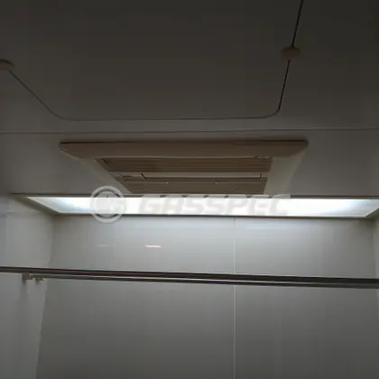 施工前の浴室乾燥機（BDV-3300UKNA-BL）