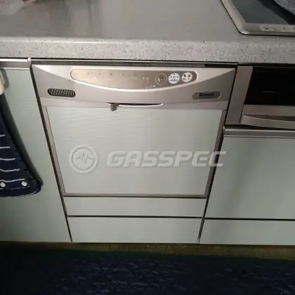 施工前のビルトイン食洗機（RKW-455A-SV）