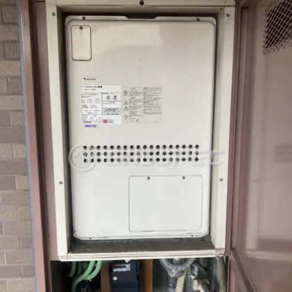 施工前の暖房熱源機（GTH-2413SAWXH-H）