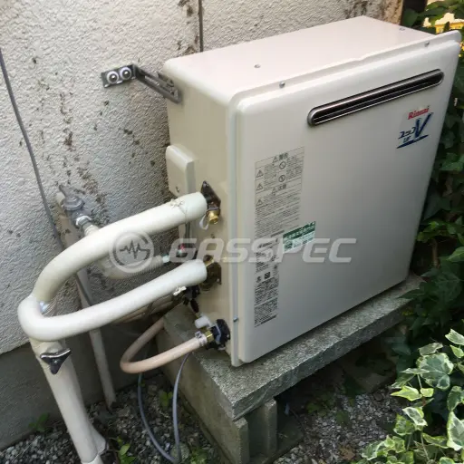 交換後の給湯器（リンナイ RUF-A2003SAG(A)）