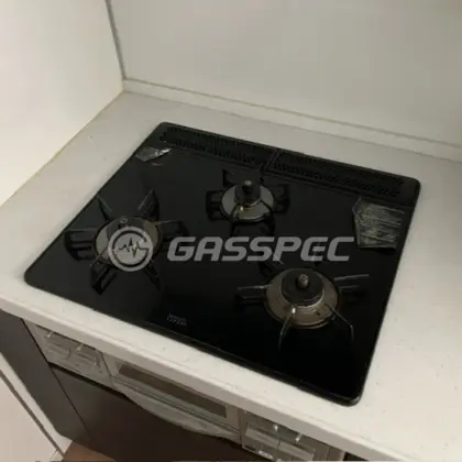 施工前のビルトインガスコンロ（RB31AW3B1R2-VL）