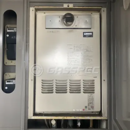 施工前の暖房熱源機（AT-245RA-S-C）