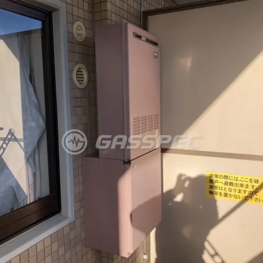 交換前の暖房熱源機（ナショナル（松下） AT-245RA-S）