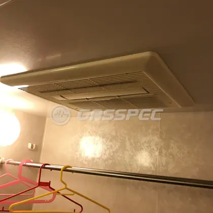 施工前の浴室乾燥機（FD2809J3）