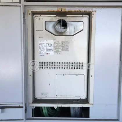 施工前の暖房熱源機（GTH-2413AWXH-T）