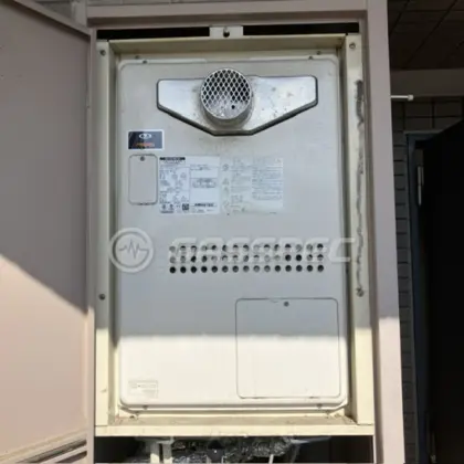 施工前の暖房熱源機（GTH-2444AWX6H-T）