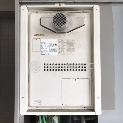 施工前の暖房熱源機（GTH-2434AWX3H-T）