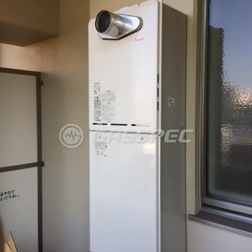 交換後の給湯器（リンナイ RUF-A1605SAT(A)）
