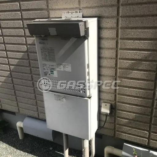交換前の給湯器（ノーリツ GT-C2442SAWX）
