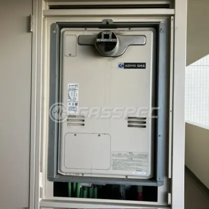 施工前の暖房熱源機（RUFH-V2403AA2-3）