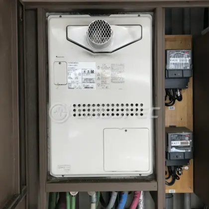 施工前の暖房熱源機（GTH-2434AWX3H-T）