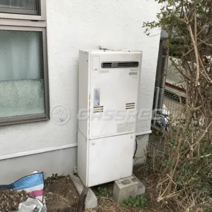 施工前の暖房熱源機（RUFH-K2400AW）