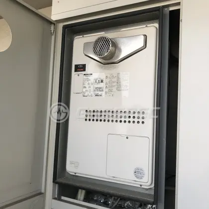 施工前の暖房熱源機（GTH-2434SAWX6H-T）