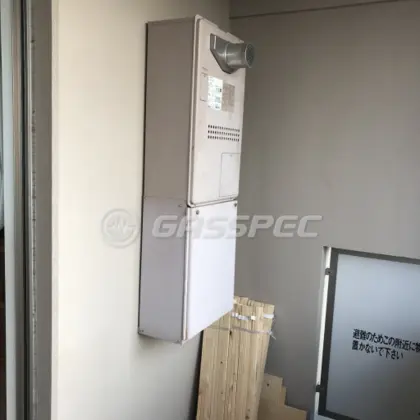 施工前の暖房熱源機（GTH-2434AWX-T）