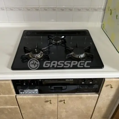 施工前のビルトインガスコンロ（HR-P863-XAAHR）