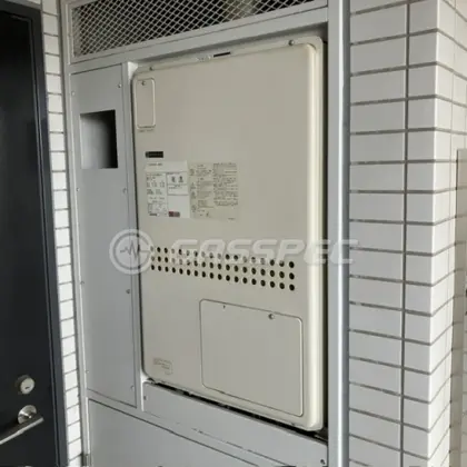 施工前の暖房熱源機（GTH-2413AWXH-H）