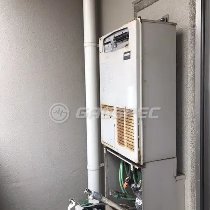 施工前の暖房熱源機（AT-4299ARSAW5Q）