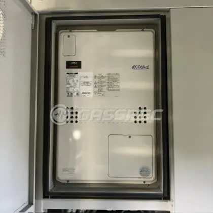 施工前の暖房熱源機（GTH-C2439SAWX6H-H）