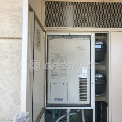 施工前の暖房熱源機（AT4203ARSSW3QU-H）