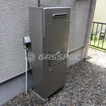 施工後の暖房熱源機（リンナイ RUFH-E2405AW2-3(A)）