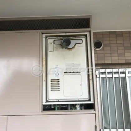 施工前の暖房熱源機（RUFH-V2400SAT2-3）