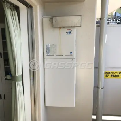 施工前の給湯器（RUF-A2400SAA）