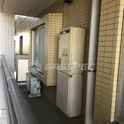 施工前の暖房熱源機（RUFH-V2400AW2-3）