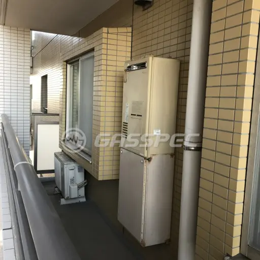 交換前の暖房熱源機（リンナイ RUFH-V2400AW2-3）