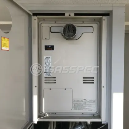 施工前の暖房熱源機（RUFH-V2403SAT2-6）