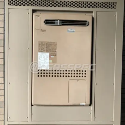施工前の暖房熱源機（GTH-2401AWXH）