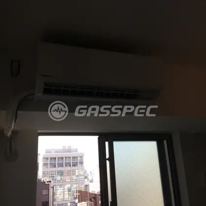 施工後のエアコン（パナソニック CS-228CF W）