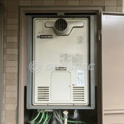 施工前の暖房熱源機（RUFH-2405SAT2-5）