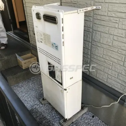施工前の暖房熱源機（GTH-2413AWXD）