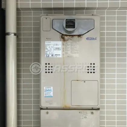 施工前の暖房熱源機（GTH-C2439AWX3H-T）