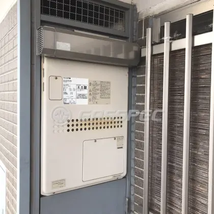 施工前の暖房熱源機（YGV2458R3H）