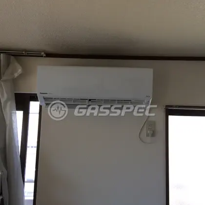 施工後のエアコン（パナソニック CS-228CF-W）