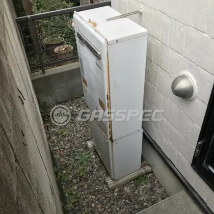 施工前の暖房熱源機（RUFH-K2400AW2-6）